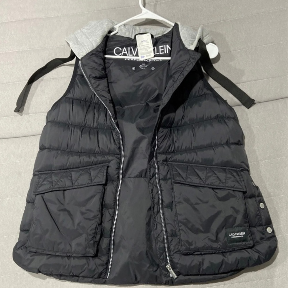 Calvin Klein, Large womens, Never worn.